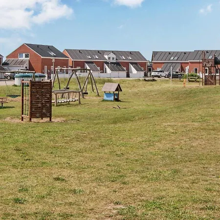 6 Person Holiday In R M Sonderby (Romo)